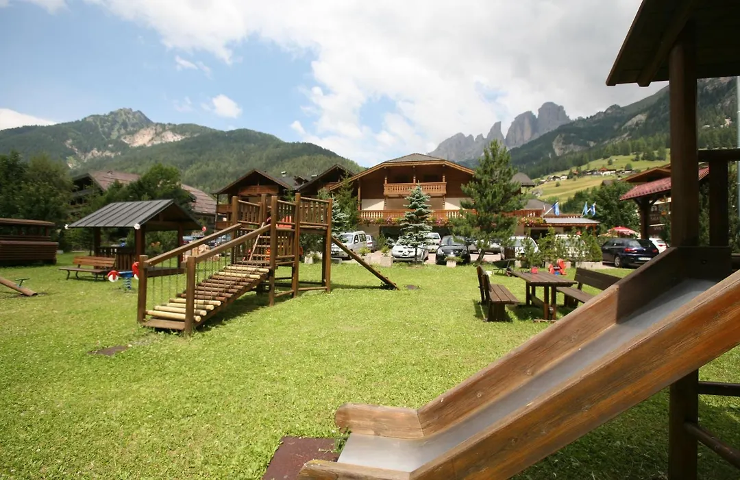 Hotel Sella Ronda Serenella-1